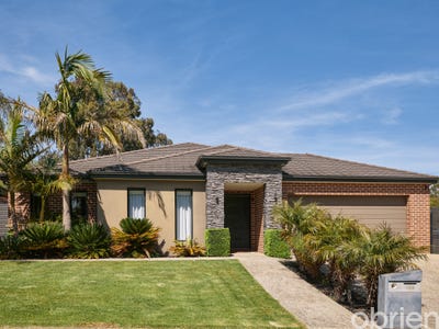 /international/au/189-twin-ranges-drive-warragul-vic-152655272/