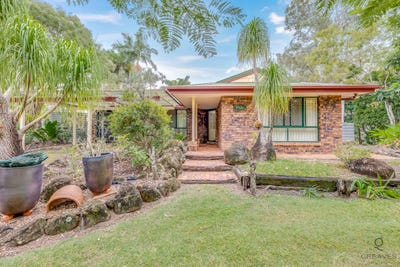 /international/au/63-woods-road-sharon-qld-151332164/