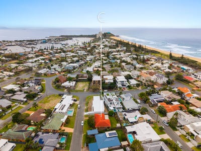 /international/au/1-pannaroo-street-buddina-qld-151643760/