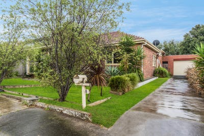 /international/au/8-summit-avenue-belmont-vic-151373868/