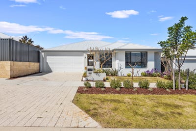 /international/au/4-owl-way-eglinton-wa-152425644/