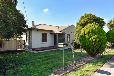 /international/au/49-lake-terrace-east-mount-gambier-sa-151263284/