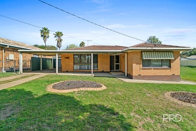 /international/au/264-fernleigh-road-ashmont-nsw-152485616/