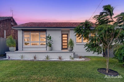 /international/au/10-woods-street-redhead-nsw-151302096/