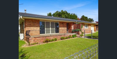 /international/au/1-sheahan-street-stanthorpe-qld-151324816/