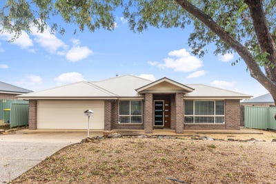 /international/au/36-melaleuca-drive-forest-hill-nsw-151462336/