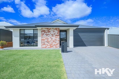 /international/au/8-walker-road-bullsbrook-wa-152601340/