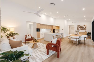 /international/au/379c-worongary-road-tallai-qld-151399932/