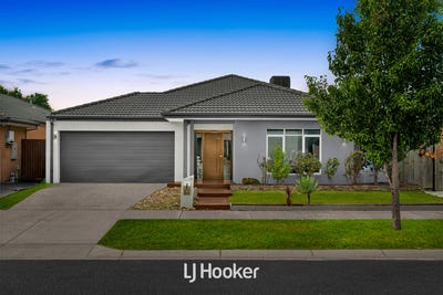 /international/au/19-freshfields-drive-cranbourne-north-vic-151242732/