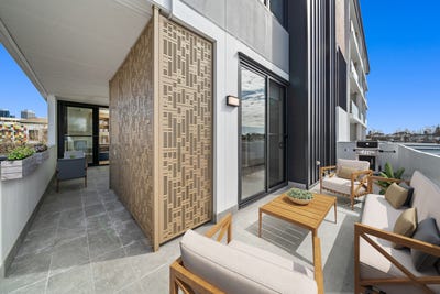 /international/au/204-11-money-street-perth-wa-148278944/