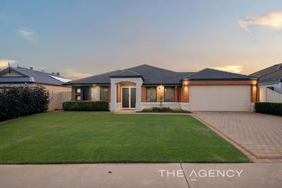 /international/au/18-kalari-drive-wattle-grove-wa-151438172/