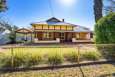 /international/au/4-edward-street-culcairn-nsw-151213956/