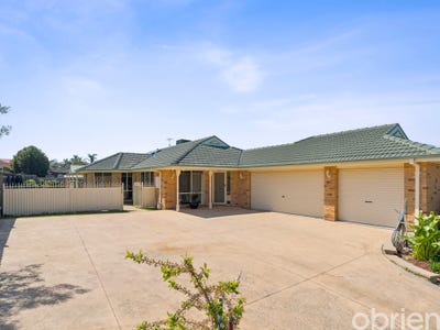 /international/au/13-longwood-drive-mornington-vic-152474984/