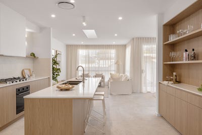 /international/au/1b-bellambi-lane-bellambi-nsw-151529440/