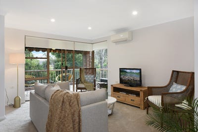 /international/au/121-2-8-kitchener-street-st-ives-nsw-150548832/