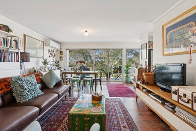 /international/au/12-1-chifley-place-chifley-act-151214096/