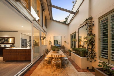 /international/au/7-202-jersey-road-woollahra-nsw-151583268/