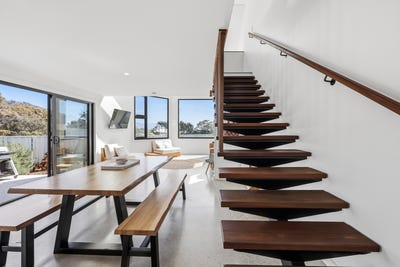 /international/au/1-31-gordon-street-bicheno-tas-152631072/