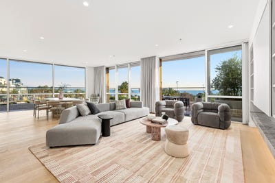 /international/au/302-103-beach-street-port-melbourne-vic-152680880/