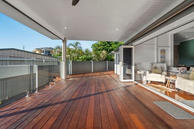 /international/au/17-allden-avenue-labrador-qld-150831036/