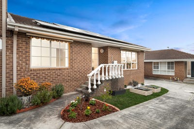 /international/au/3-33-donna-buang-street-camberwell-vic-148691100/