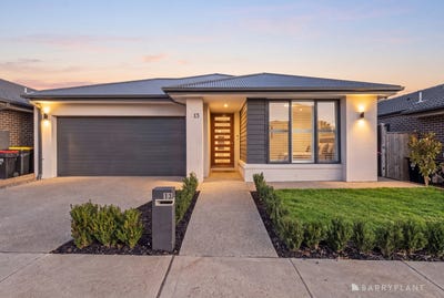 /international/au/13-dayspring-road-deanside-vic-151617436/