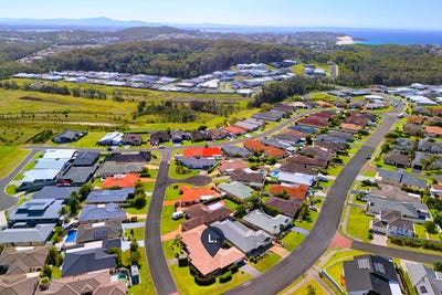 /international/au/1-37-akala-avenue-forster-nsw-150922416/