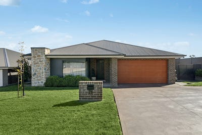/international/au/28-westerly-drive-orange-nsw-150926688/