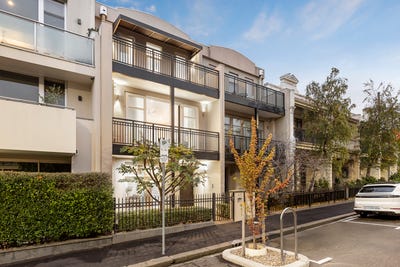 /international/au/47-berry-street-east-melbourne-vic-151259016/