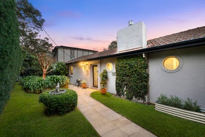 /international/au/13-the-scarp-castlecrag-nsw-152170840/