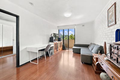 /international/au/52-4-dover-court-mosman-park-wa-152435608/