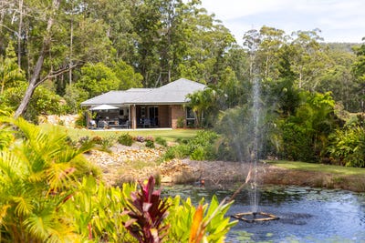 /international/au/25-robert-hughes-road-gumma-nsw-150745840/