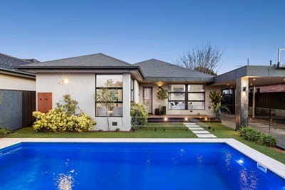 /international/au/6-ronald-street-moorabbin-vic-148576004/