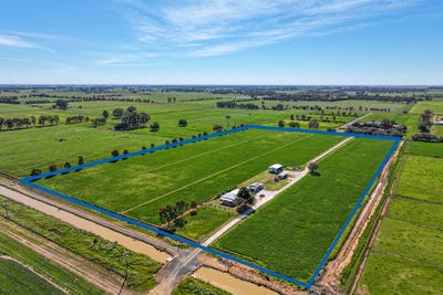 /international/au/84-mcnair-lane-lockington-vic-700425028/