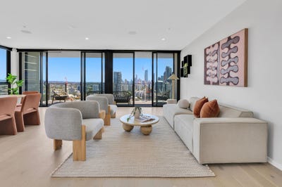 /international/au/107-18-chelsea-avenue-broadbeach-qld-152543576/