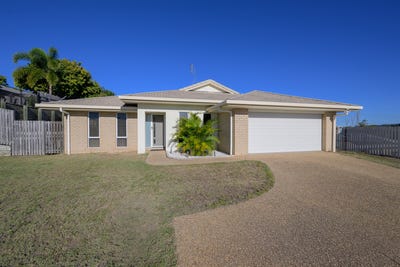 /international/au/25-dartmouth-close-clinton-qld-151569376/