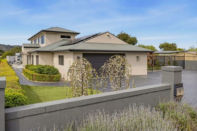 /international/au/26-percy-street-richmond-tas-152501232/