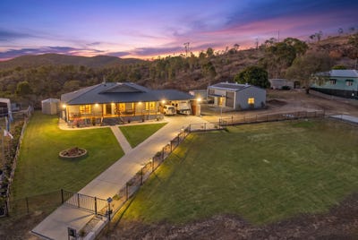 /international/au/12-crown-street-mount-morgan-qld-152588936/