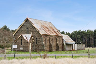 /international/au/3175-midland-highway-newlyn-north-vic-151324752/