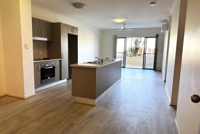/international/au/2-13-albert-street-cranbrook-qld-150980240/