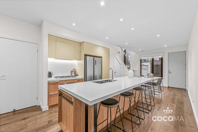 /international/au/29-grandia-crescent-keysborough-vic-151459036/