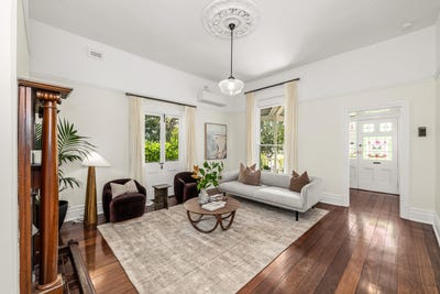 /international/au/116-railway-street-cottesloe-wa-150546232/
