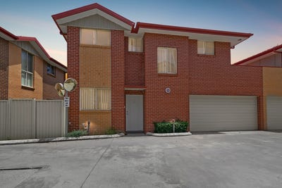 /international/au/19-221a-waterworth-drive-mount-annan-nsw-151183764/