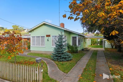 /international/au/58-brooke-street-east-devonport-tas-151300448/