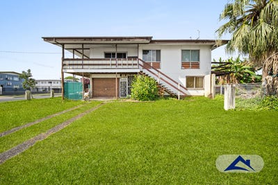 /international/au/24-sondrio-street-woree-qld-151444460/
