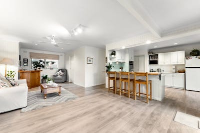 /international/au/69-timber-ridge-doncaster-vic-151270616/