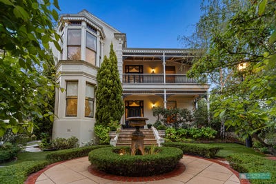 /international/au/66-mackenzie-street-bendigo-vic-150730124/