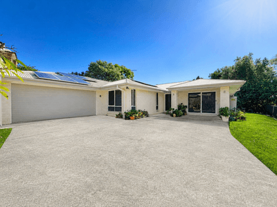 /international/au/11-tancred-place-bellbowrie-qld-151083112/
