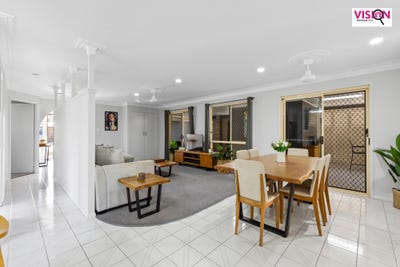 /international/au/17-marshall-avenue-andergrove-qld-150699080/