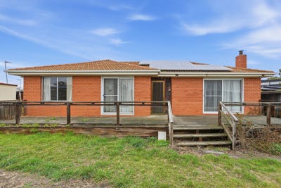 /international/au/19-green-point-road-bridgewater-tas-151441892/